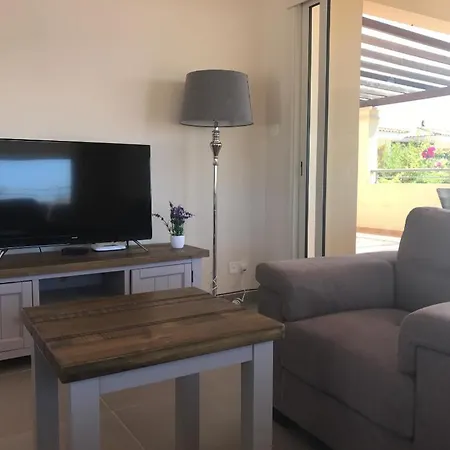 Aphrodite Sands - The Penthouse Apartman *