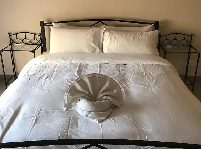 Aphrodite Sands - The Penthouse Mandria (Paphos)