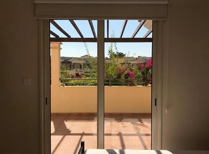 Apartmán Aphrodite Sands - The Penthouse Mandria (Paphos)